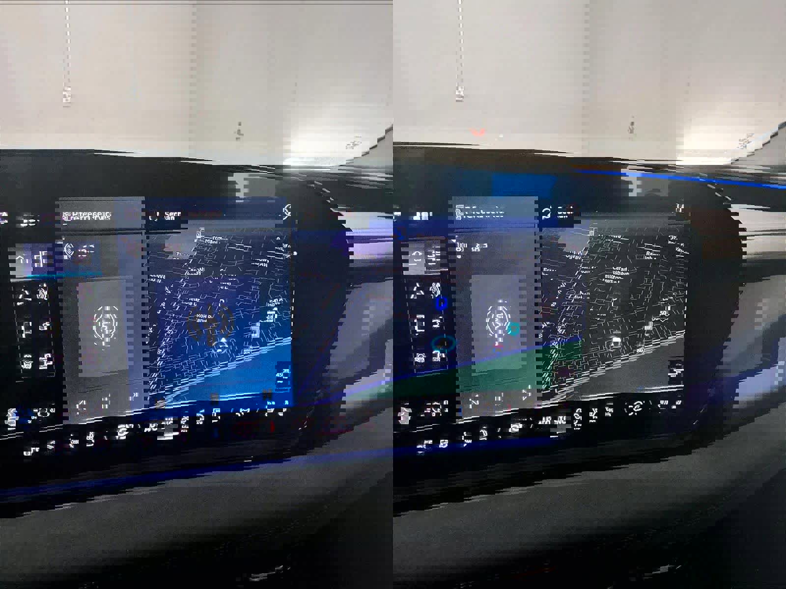 Certified 2025 Audi S6 e-tron Prestige w/ 21" Black Optic Package image 32