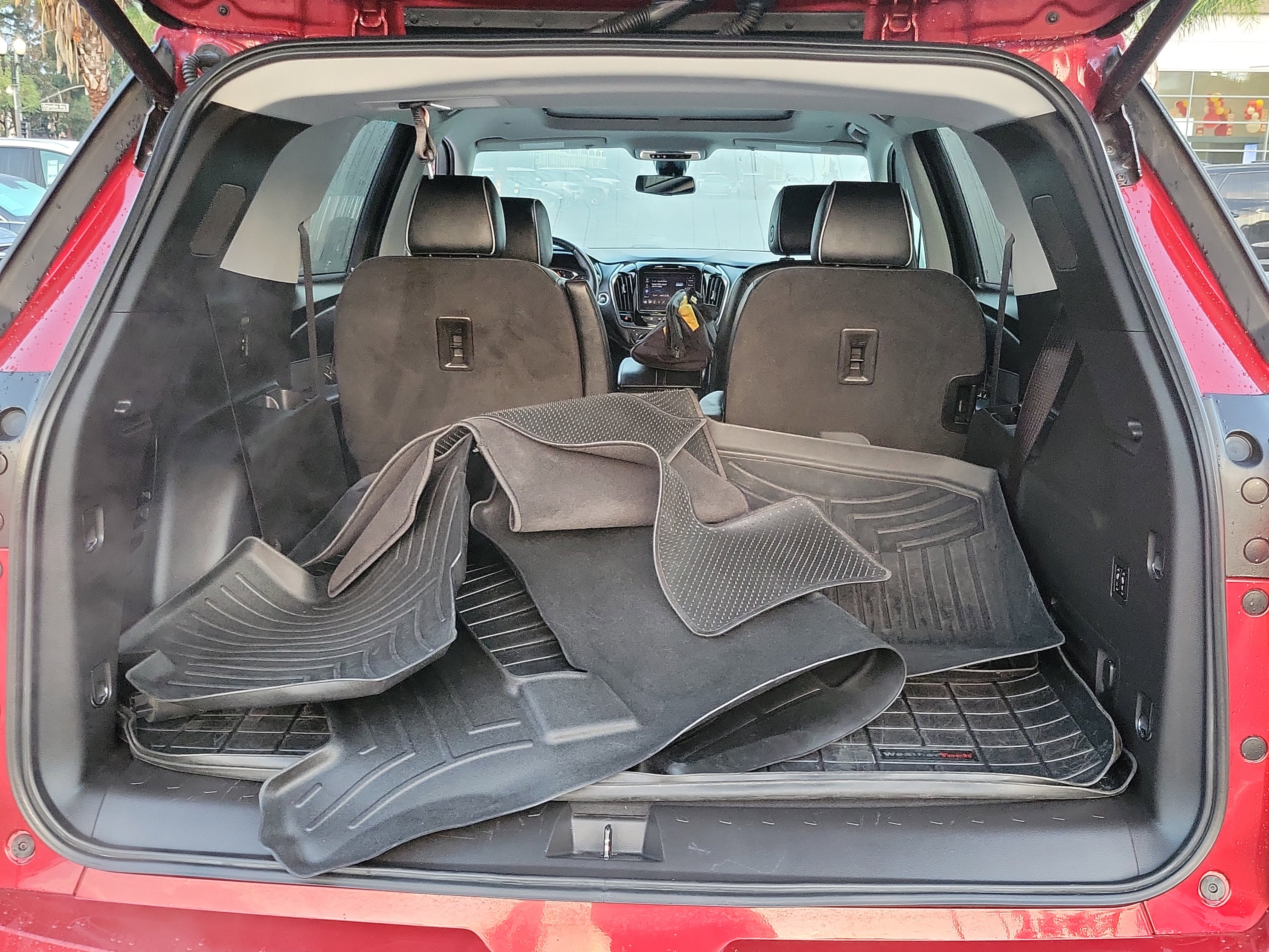 Used 2021 Chevrolet Traverse High Country image 25