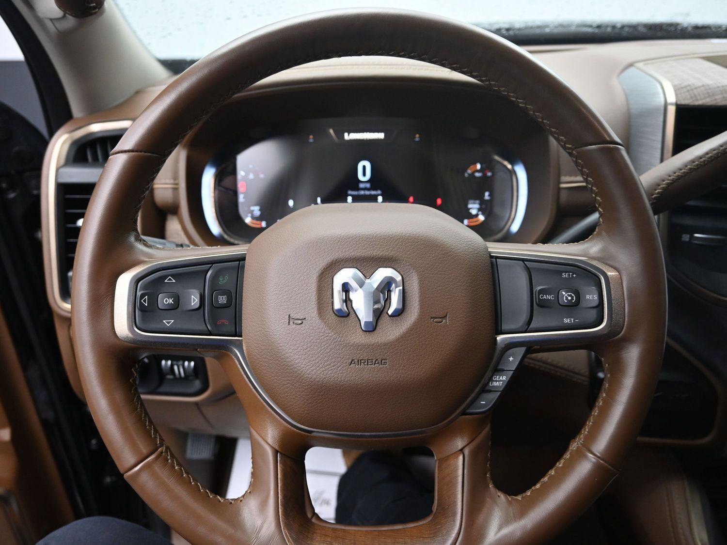 Used 2023 RAM 2500 Limited image 27