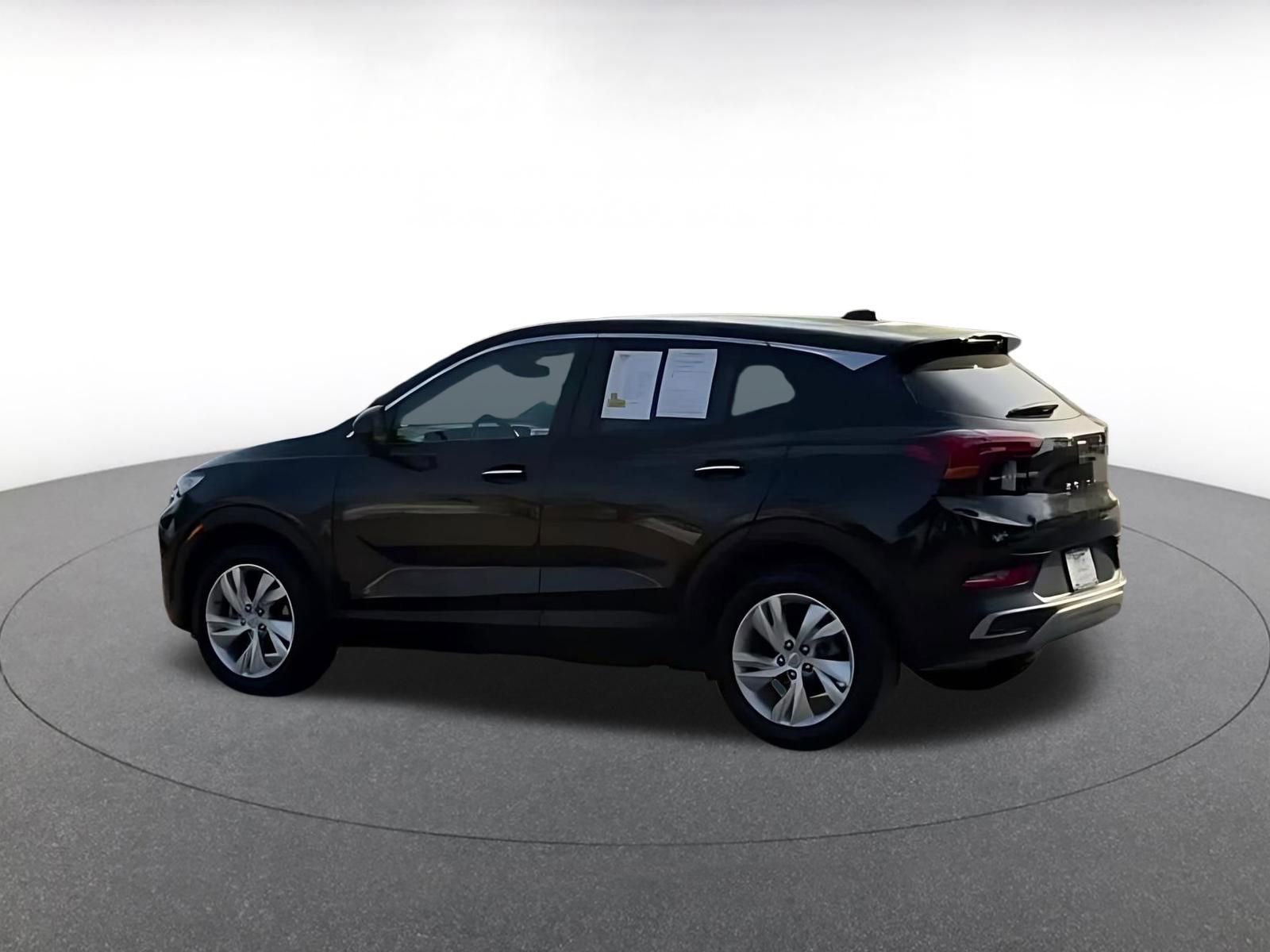 Used 2025 Buick Encore GX Preferred image 9