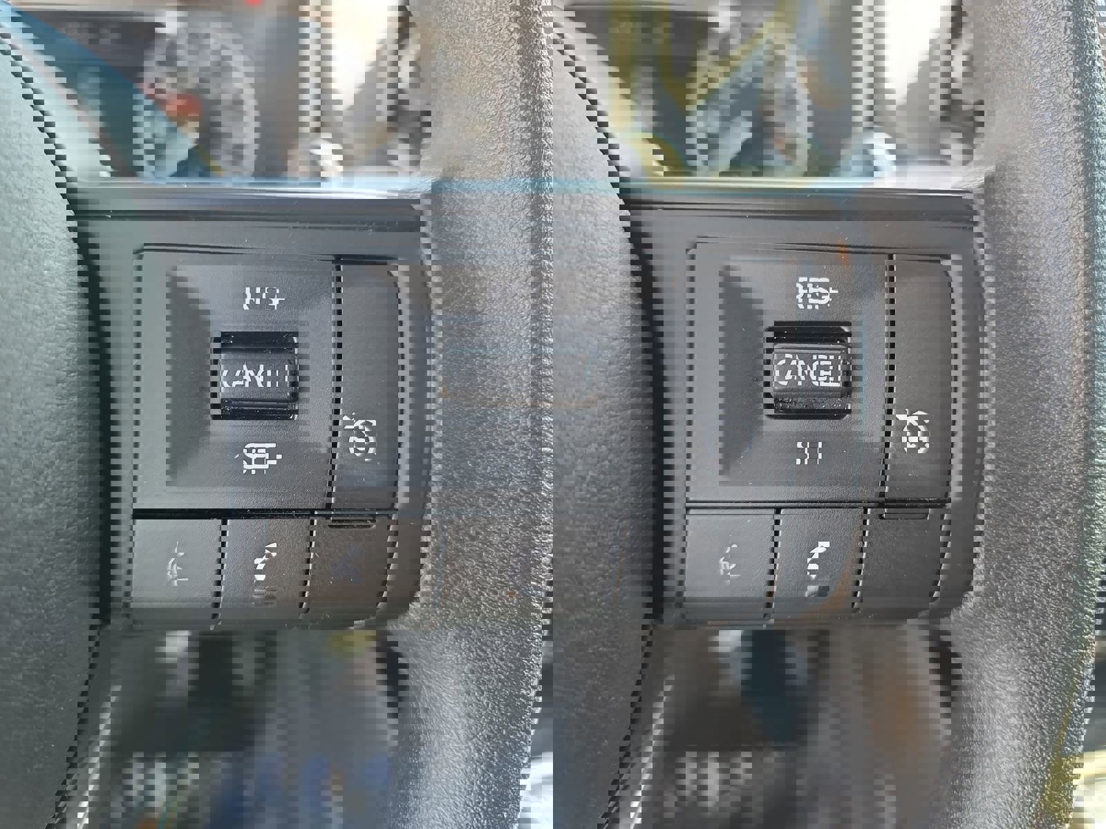 Used 2023 Nissan Rogue S image 20