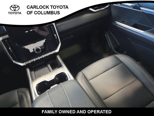 Used 2026 GMC Acadia Elevation w/ Black Edition AWD/4WD image 19