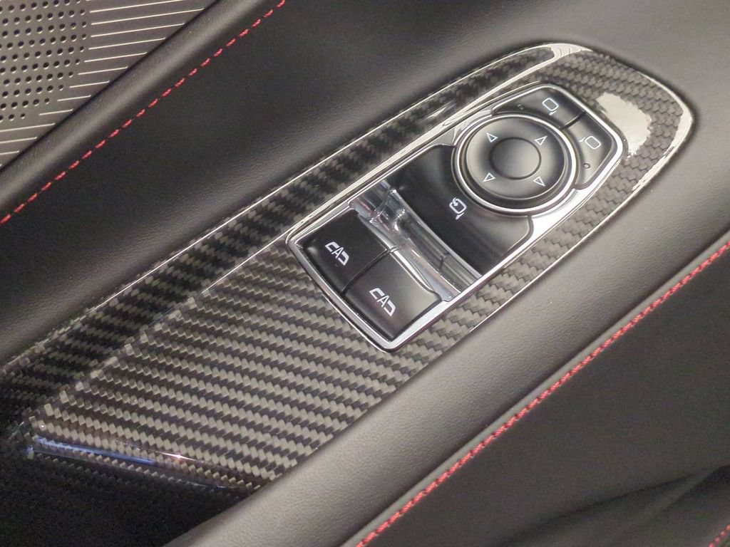 Used 2024 Chevrolet Corvette Stingray Premium Cpe w/ Z51 Performance Package RWD image 11