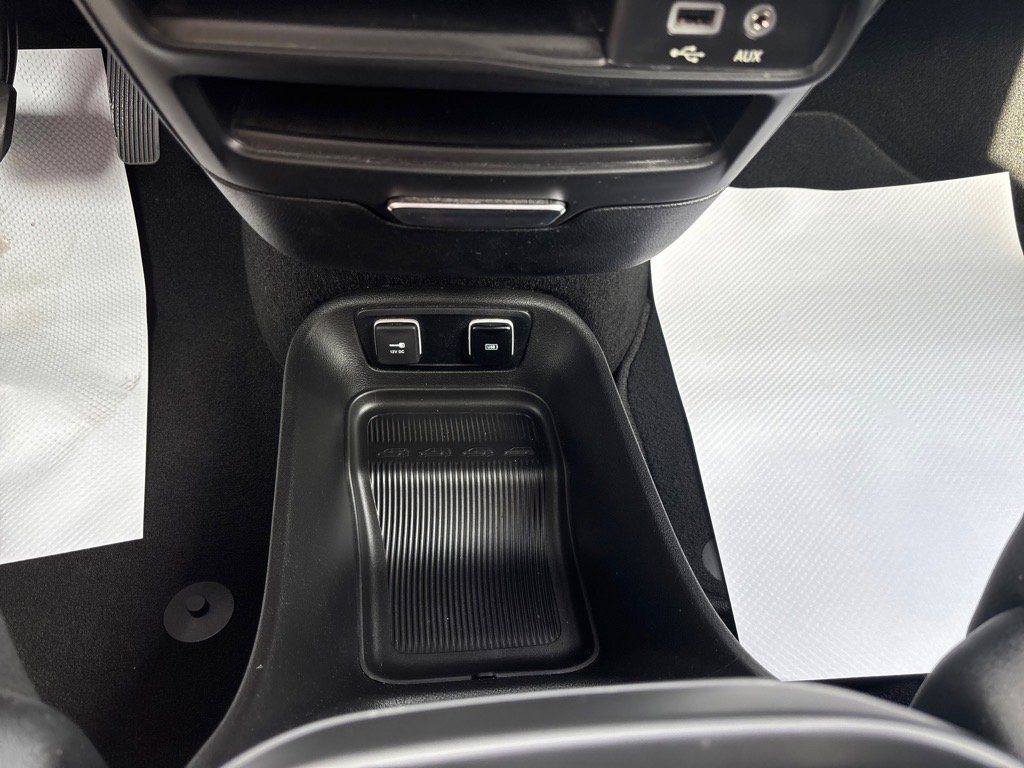 Used 2018 Chrysler Pacifica Touring Plus w/ S Appearance Package image 39