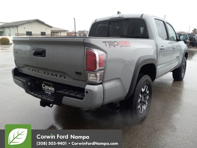 Used 2021 Toyota Tacoma TRD Off-Road image 3