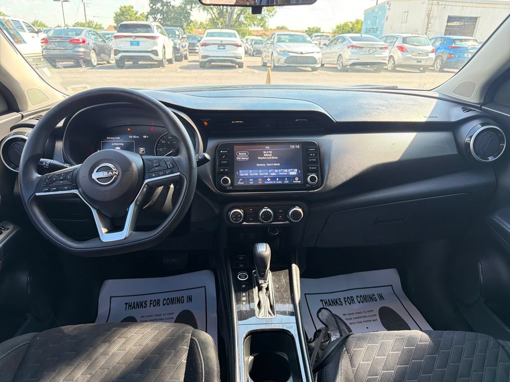 Used 2023 Nissan Kicks SV FWD image 15