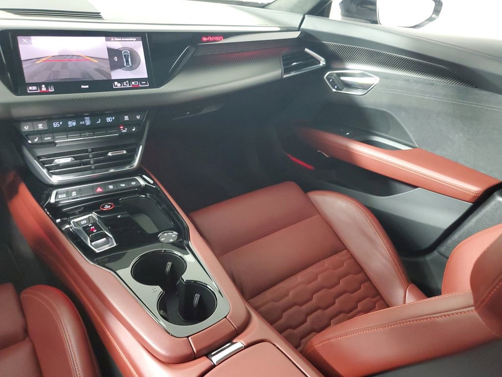 Used 2024 Audi RS e-tron GT w/ Carbon Performance Package AWD/4WD image 17