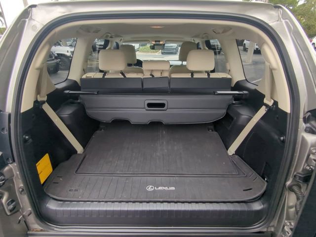 Used 2021 Lexus GX 460 Premium w/ Premium Package image 14