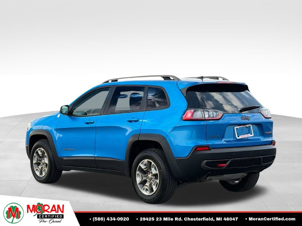 Used 2019 Jeep Cherokee Trailhawk w/ Cold Weather Group AWD/4WD image 4