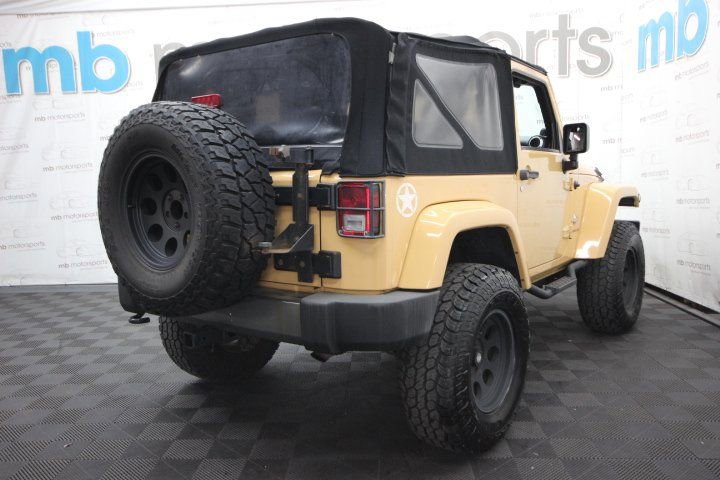 Used 2014 Jeep Wrangler Sport AWD/4WD image 6