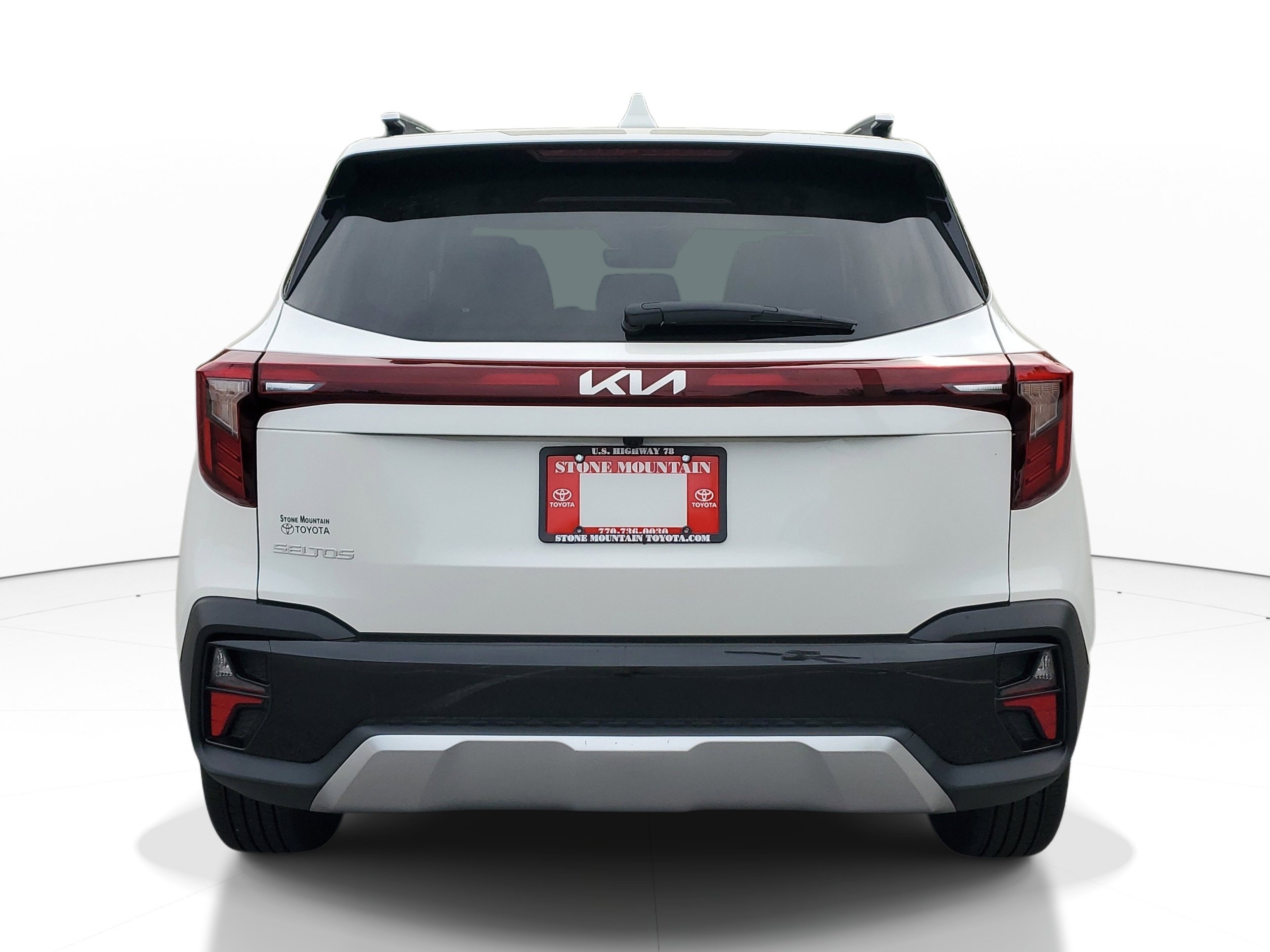 Used 2025 Kia Seltos S FWD image 5