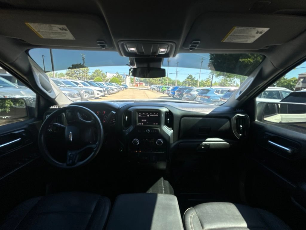 Used 2022 Chevrolet Silverado 1500 W/T w/ WT Value Package AWD/4WD image 13