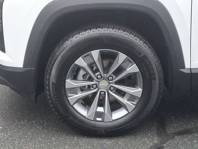 Used 2025 Chevrolet Equinox LT AWD/4WD image 8