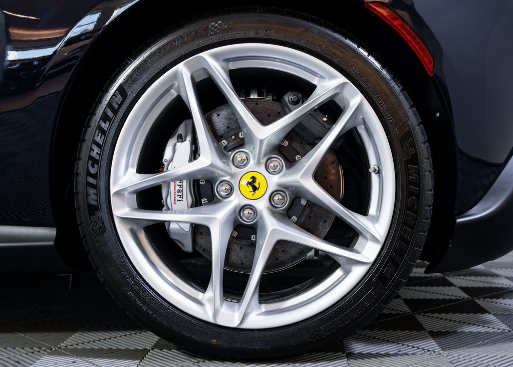 Certified 2024 Ferrari Roma Spider image 10