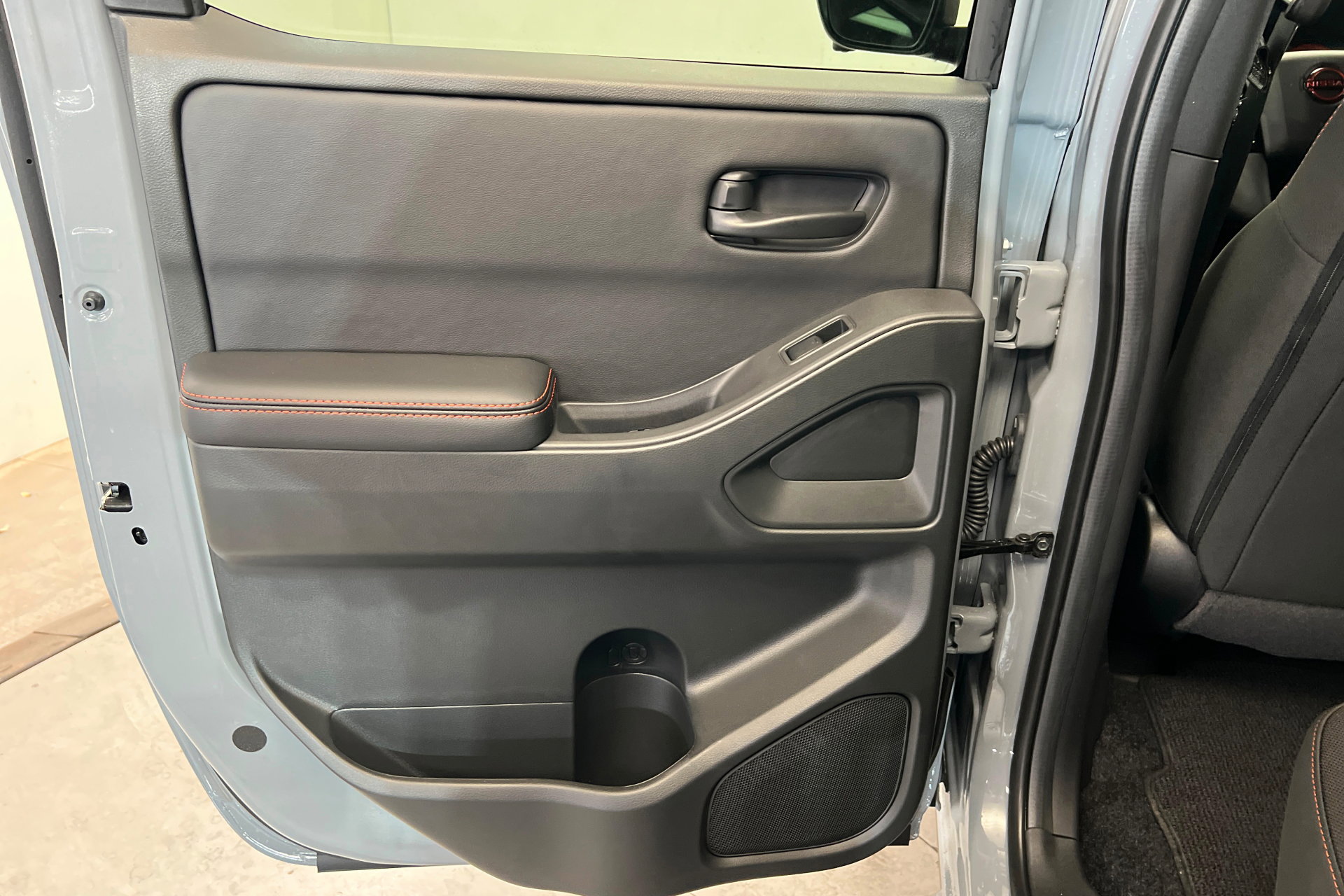 New 2026 Nissan Frontier PRO-4X w/ Pro-4x Convenience Package image 18