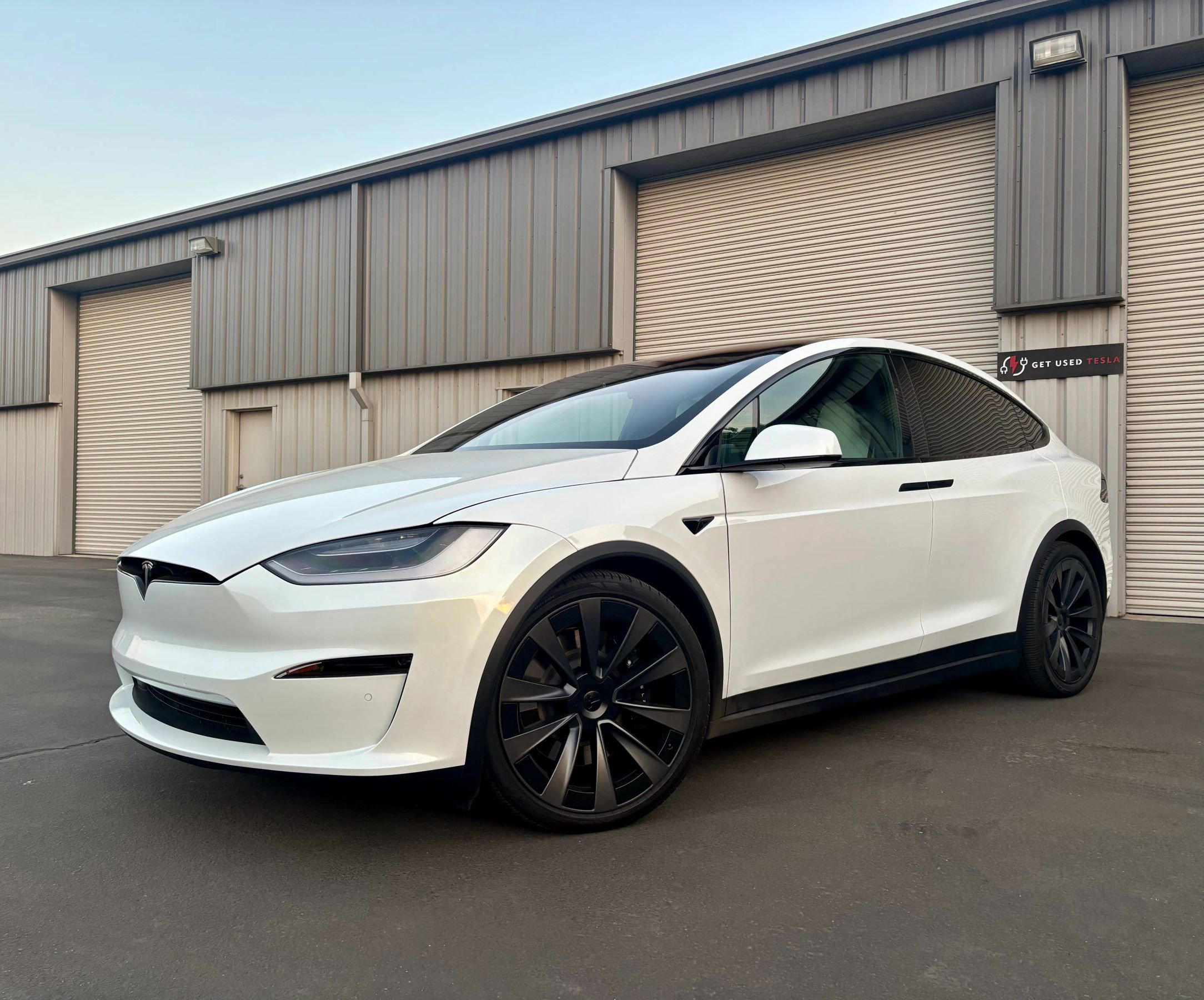 Used 2022 Tesla Model X image 5