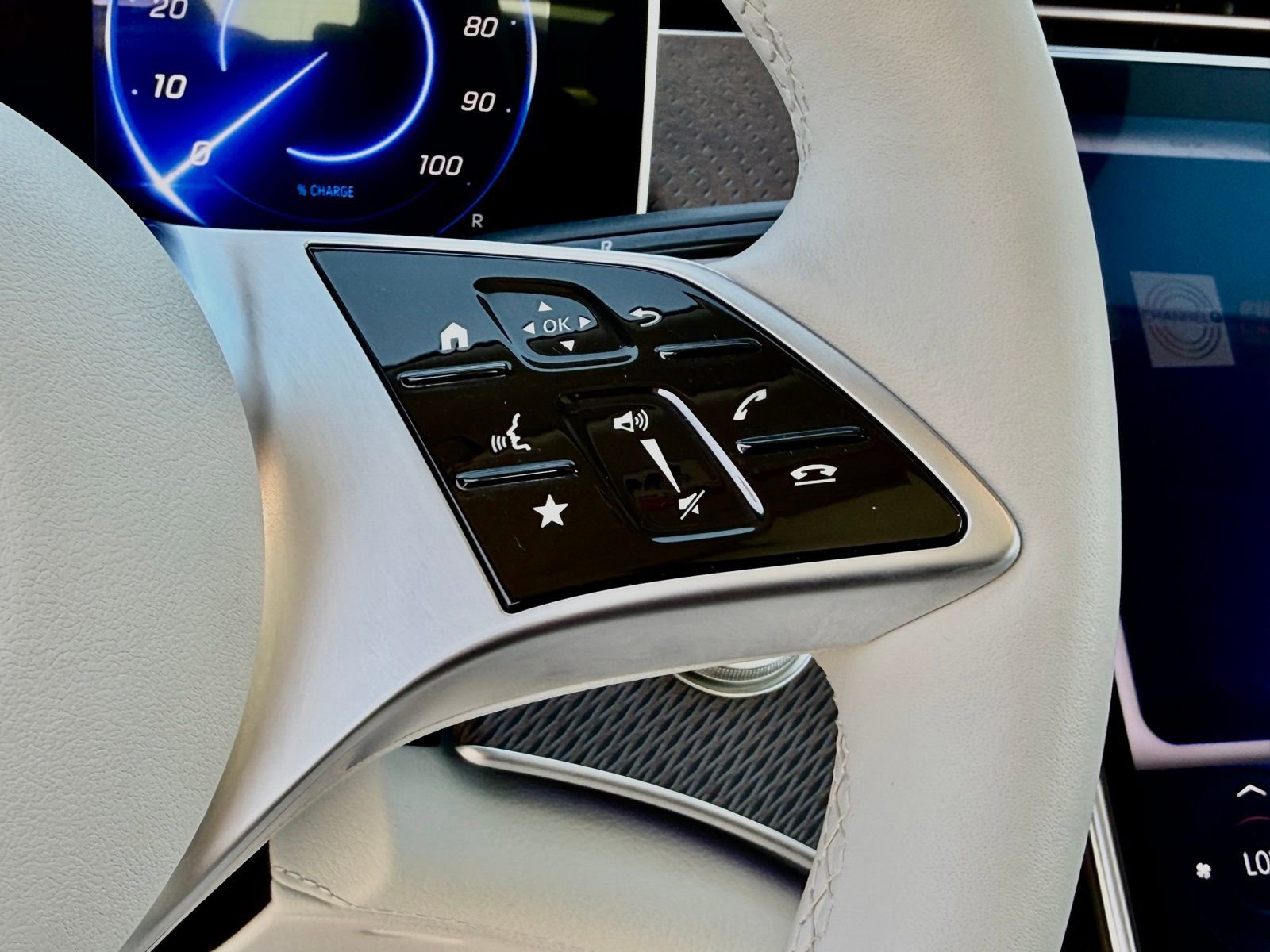 Used 2023 Mercedes-Benz EQE 350+ Sedan image 32