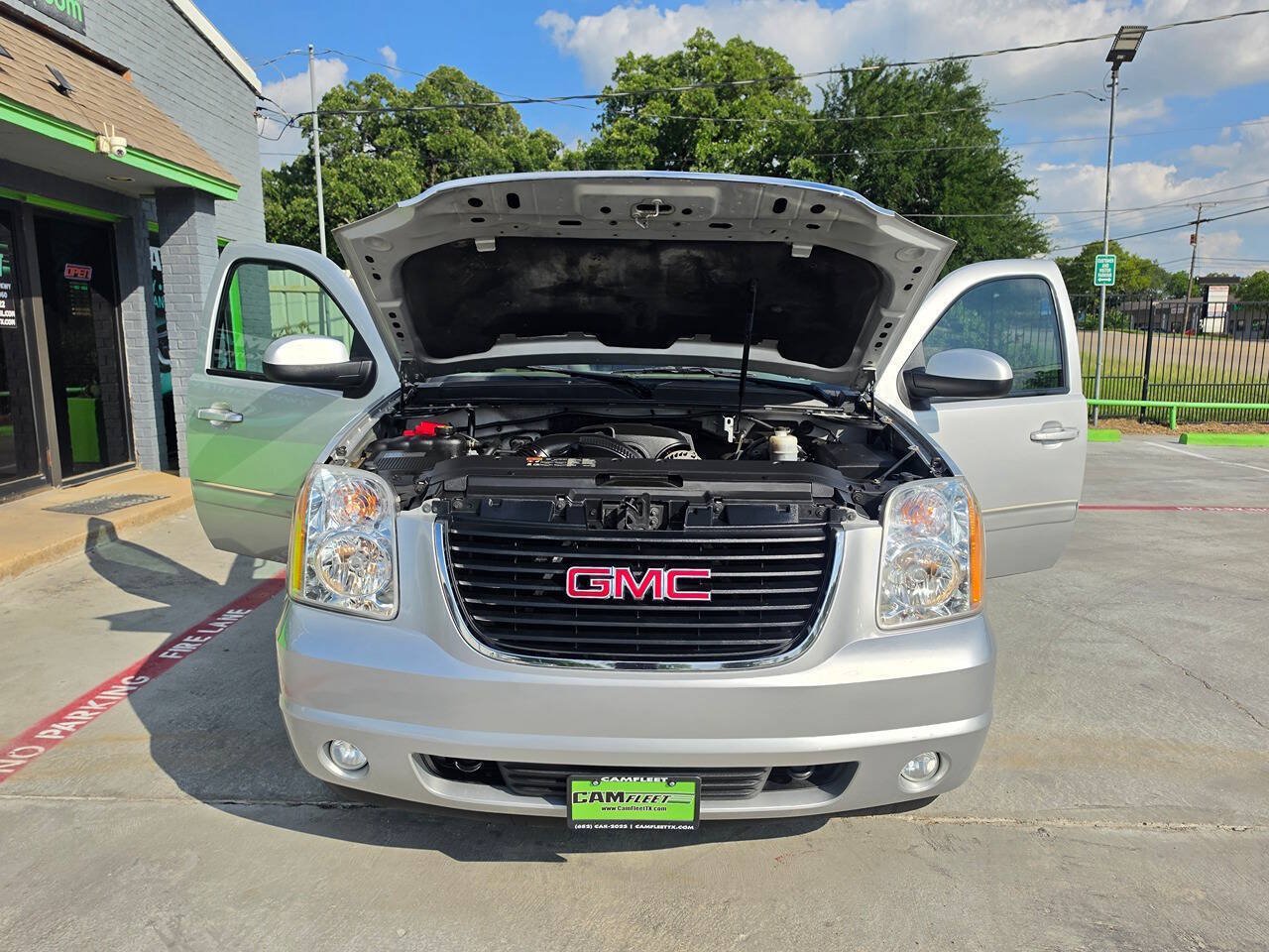 Used 2014 GMC Yukon XL SLT w/ SLT-2 Equipment Package RWD image 57