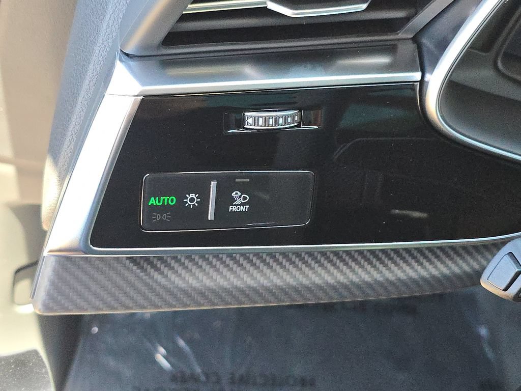 New 2026 Audi SQ8 Prestige AWD/4WD image 29