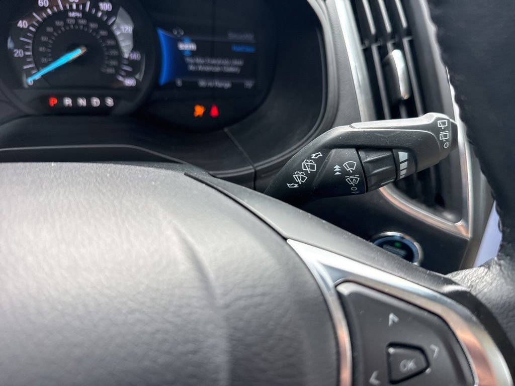 Used 2024 Ford Edge Titanium image 29