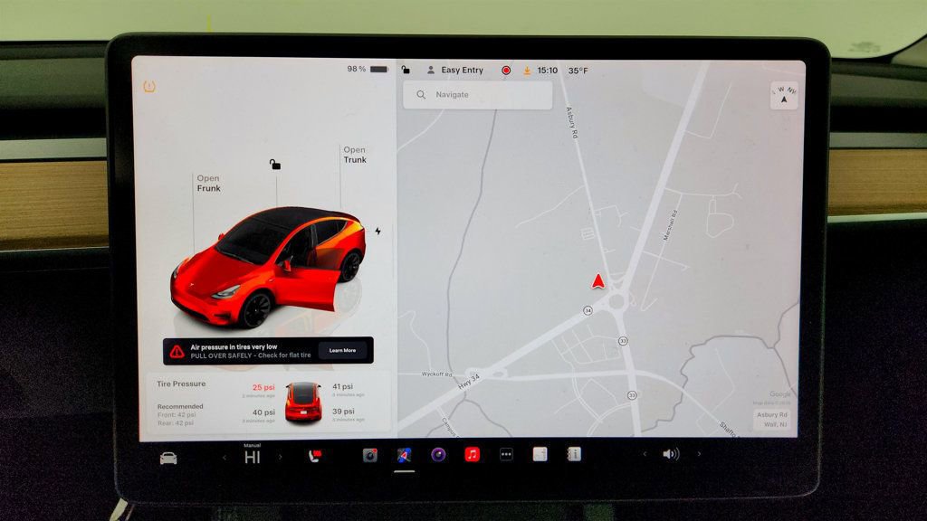 Used 2025 Tesla Model Y Long Range image 40