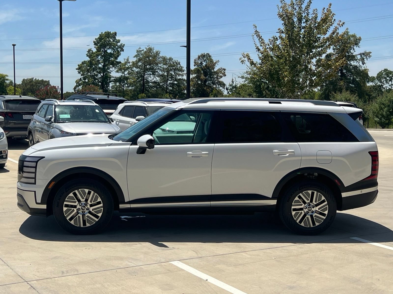 New 2026 Hyundai Palisade SEL Premium w/ Tow & Go Package AWD/4WD image 6