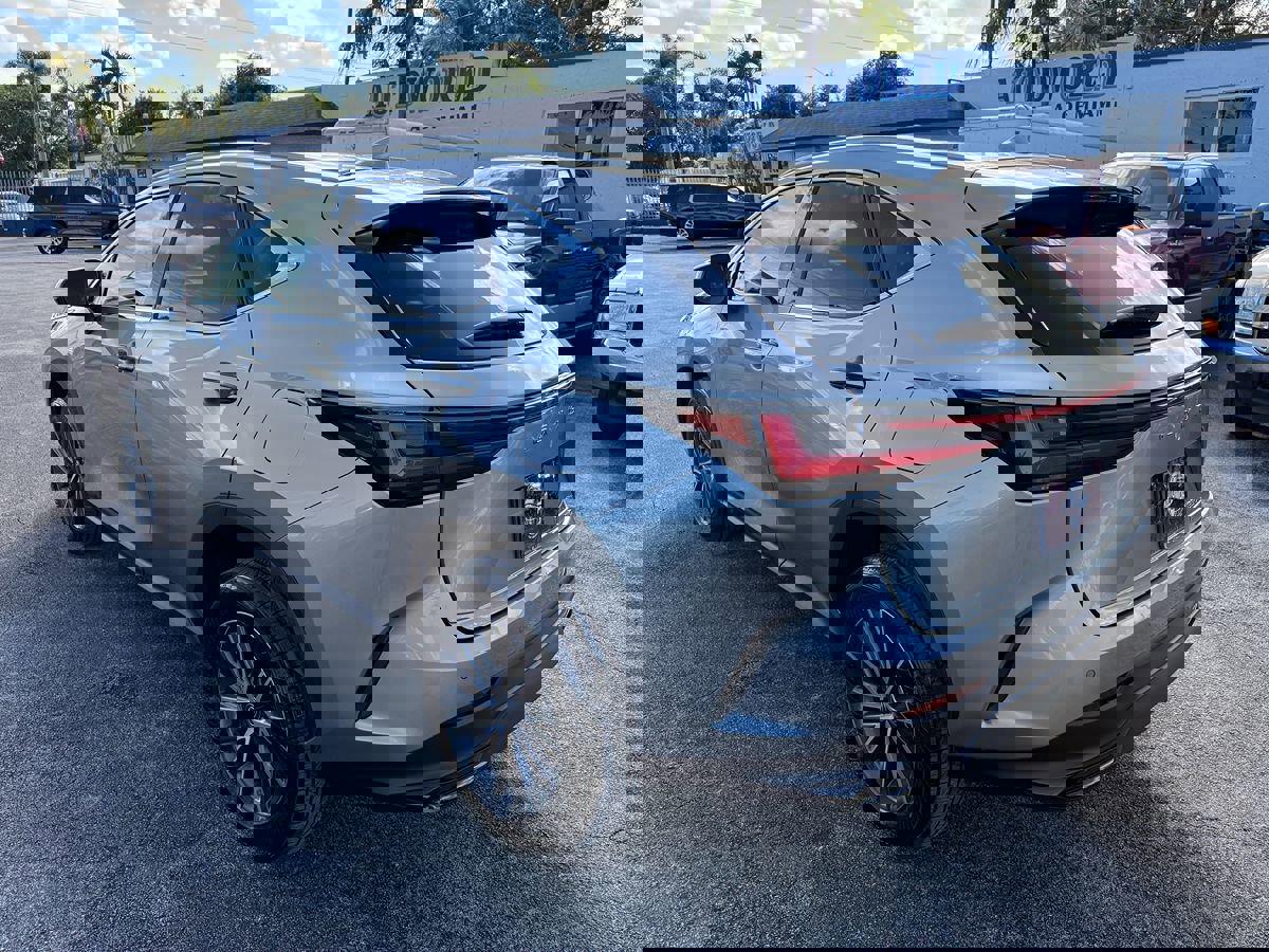 Used 2024 Lexus NX 350h NX 350h Premium AWD image 7