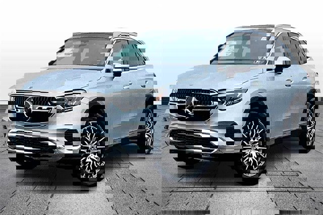 New 2026 Mercedes-Benz GLC 300 4MATIC image 2