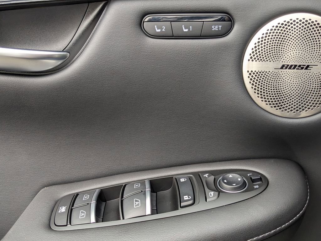 Used 2024 INFINITI QX50 Sport image 12