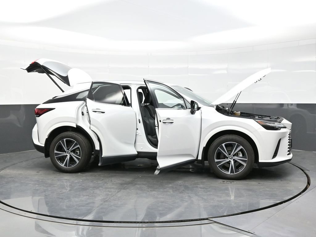 Used 2023 Lexus RX 350h w/ Cold Area Package AWD/4WD image 44