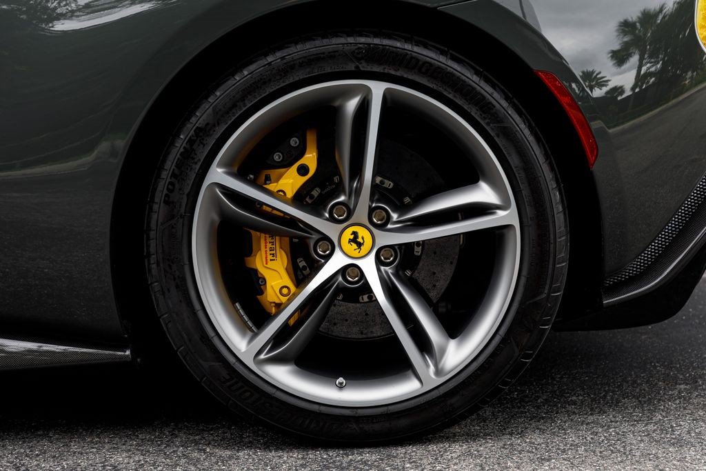 Used 2022 Ferrari 296 GTB RWD image 39