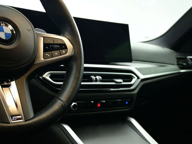 Used 2024 BMW M440i Coupe w/ Premium Package RWD image 38