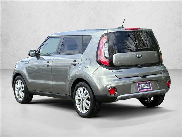Used 2019 Kia Soul + FWD image 7