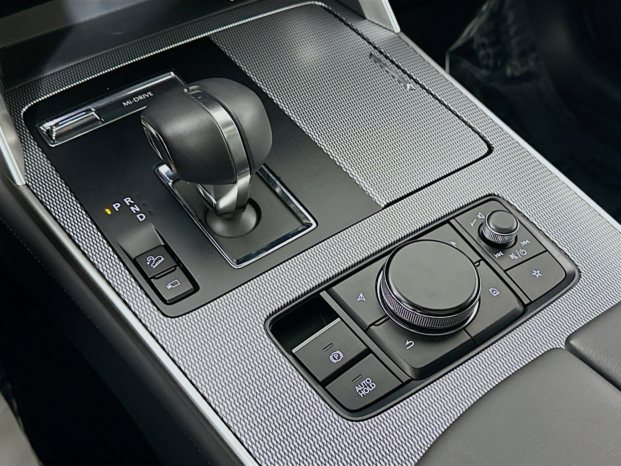 Used 2025 MAZDA CX-70 3.3 Turbo S w/ Premium Package image 17