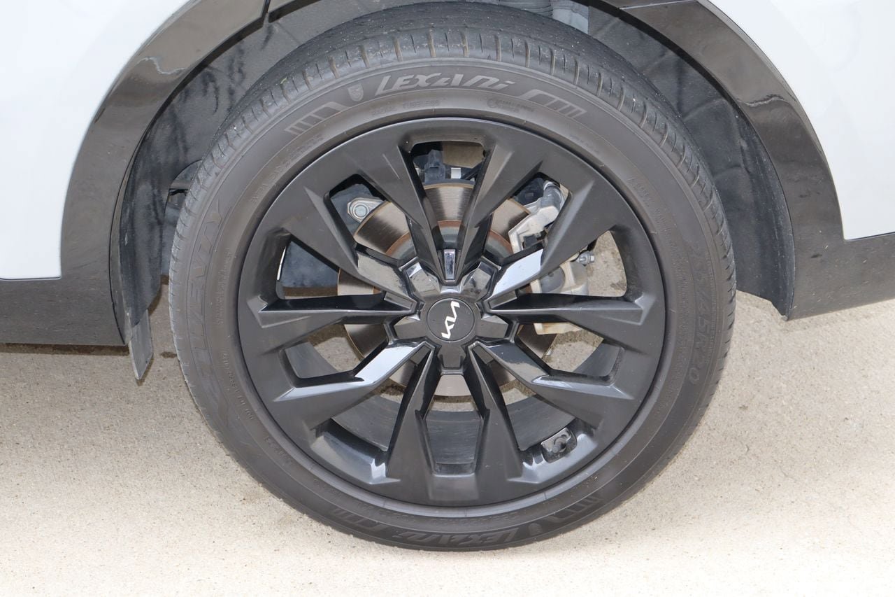 Used 2023 Kia Sorento SX FWD image 30