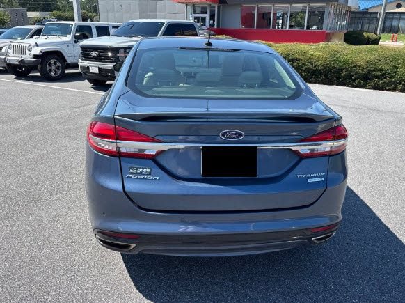Used 2018 Ford Fusion Titanium FWD image 6