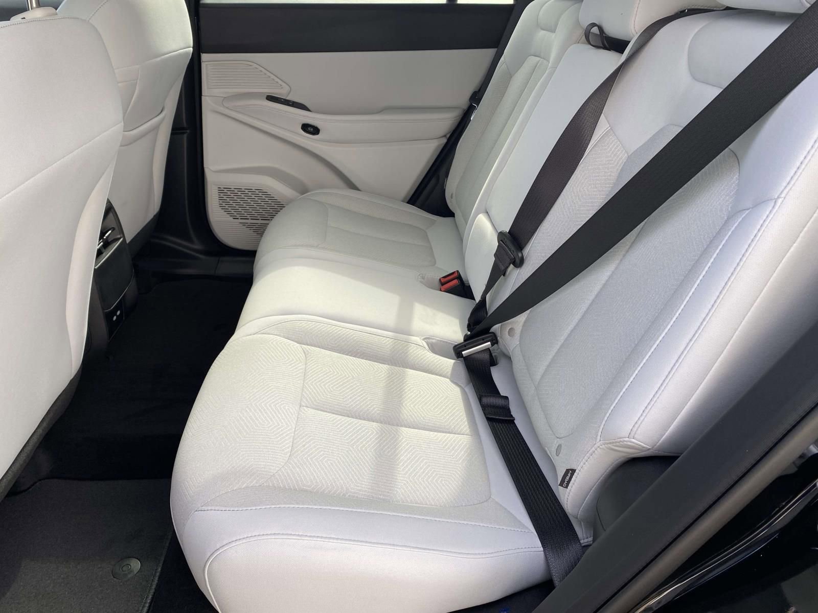 New 2026 Jeep Cherokee Laredo image 12