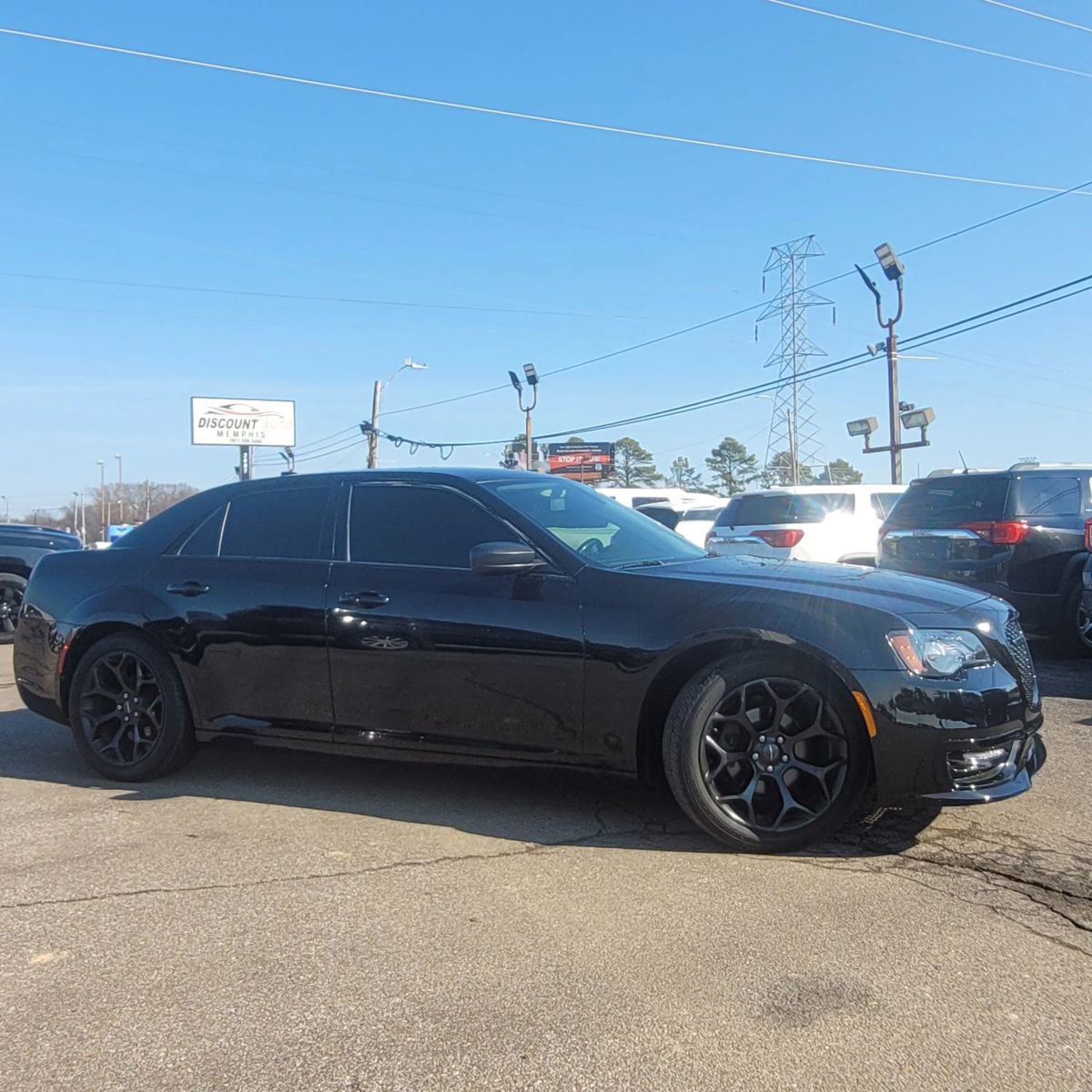 Used 2019 Chrysler 300 Touring w/ Sport Appearance Package image 15