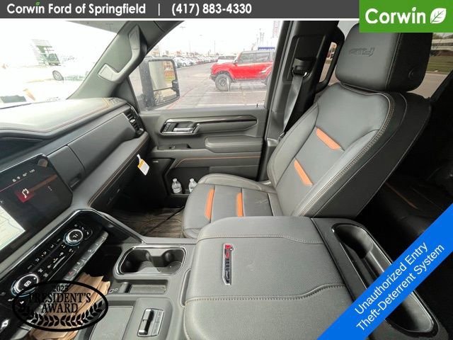 Used 2025 GMC Sierra 2500 AT4 w/ AT4 Premium Plus Package image 20