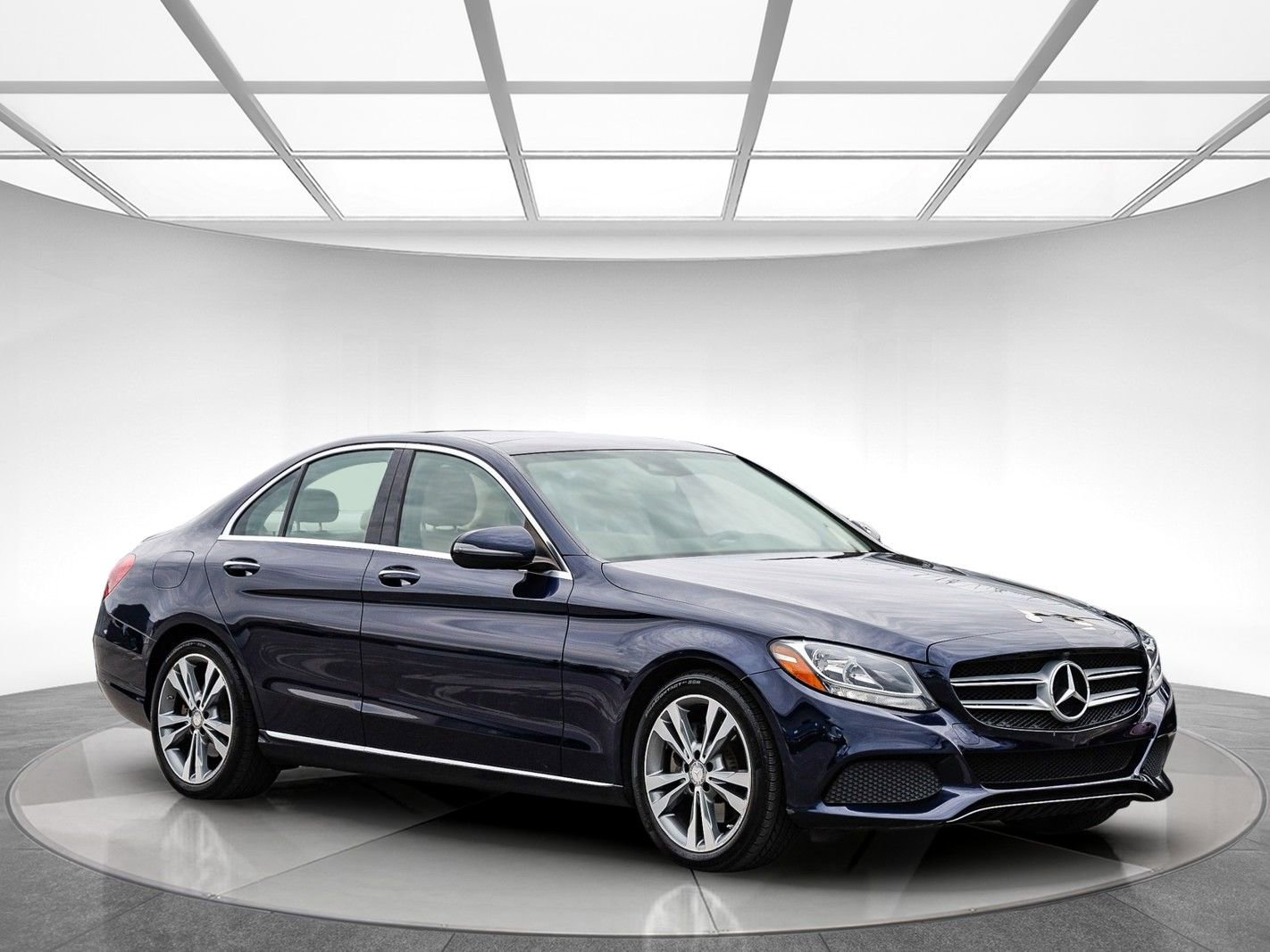 Used 2016 Mercedes-Benz C 300 Sedan image 5