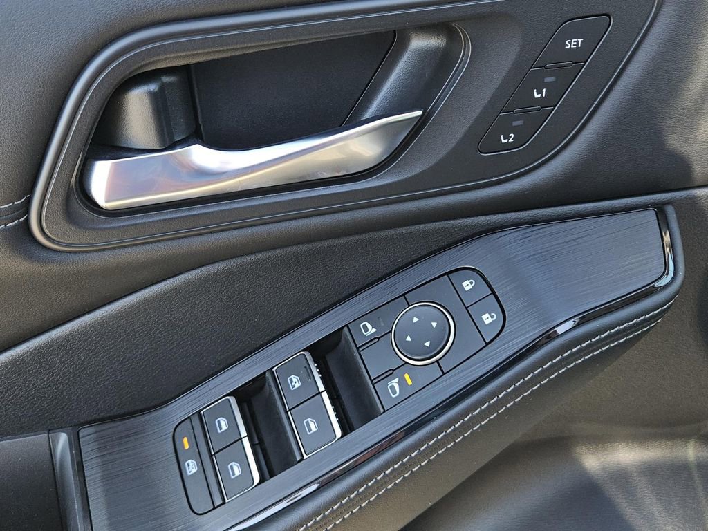 Used 2023 Nissan Rogue SL w/ SL Premium Package image 25