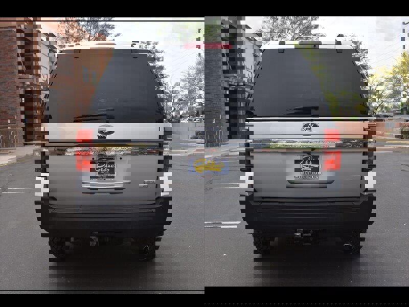 Used 2015 Ford Expedition XL image 9