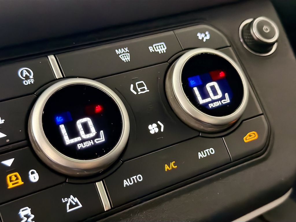 Certified 2023 Land Rover Defender 130 SE AWD/4WD image 16