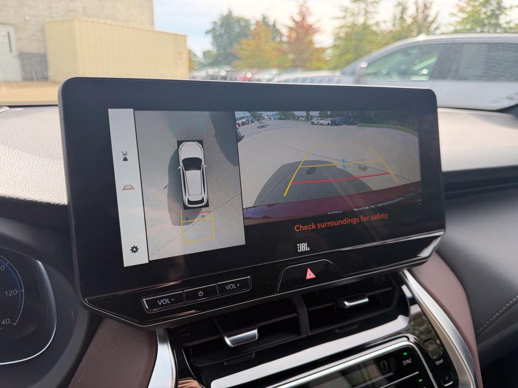 Certified 2023 Toyota Venza Limited AWD/4WD image 21