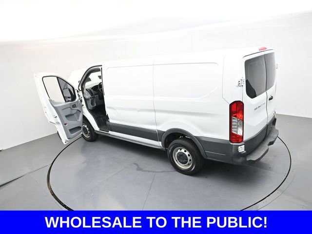 Used 2015 Ford Transit 250 130 Low Roof RWD image 51