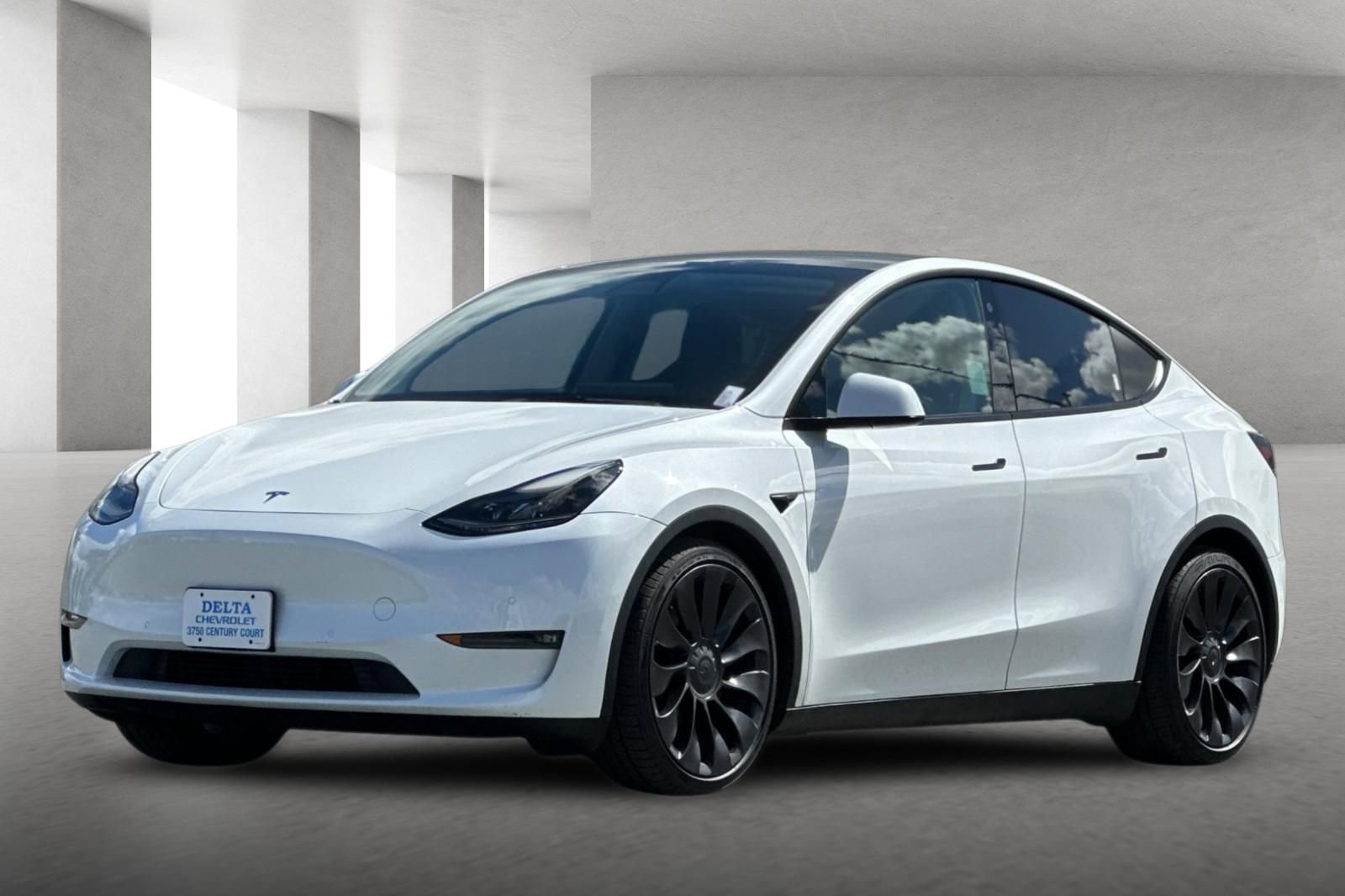 Used 2022 Tesla Model Y Performance image 8