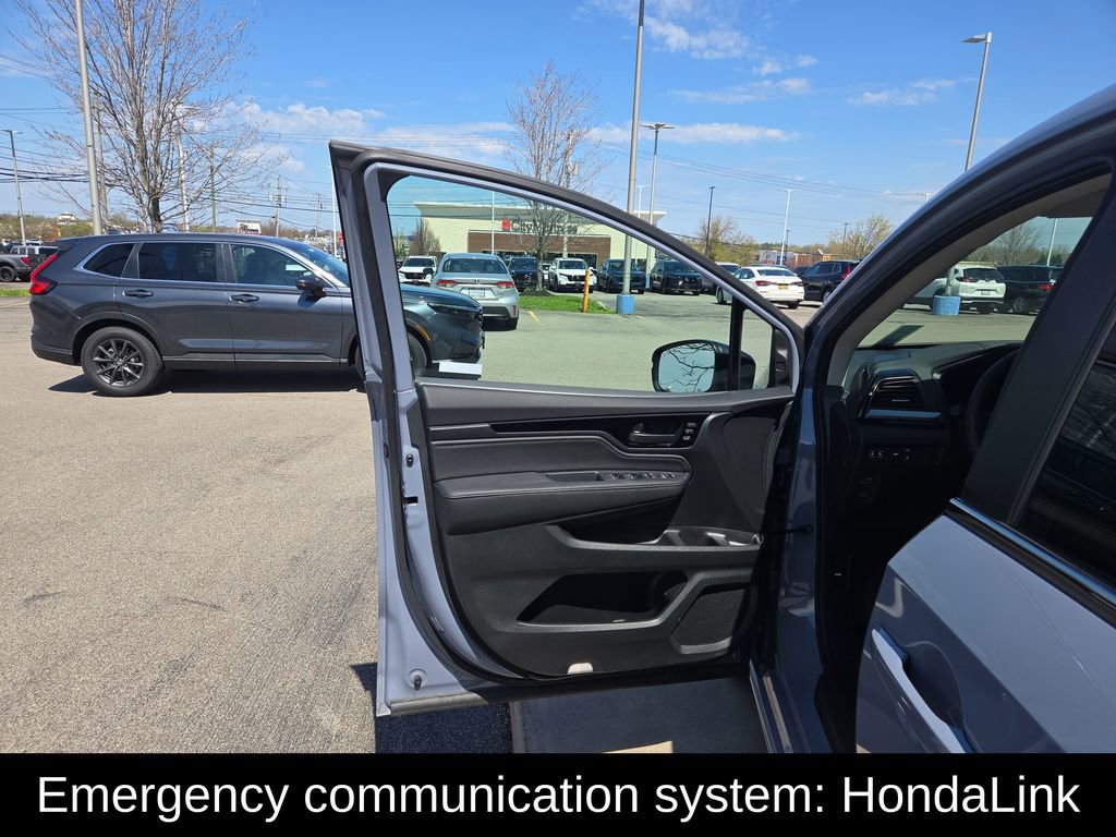 Certified 2026 Honda Odyssey Touring image 12