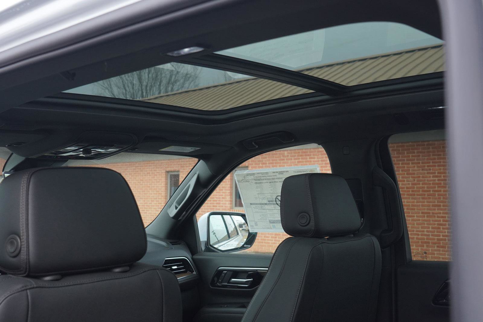 New 2026 Chevrolet Suburban High Country w/ Sun And Tow Package image 29