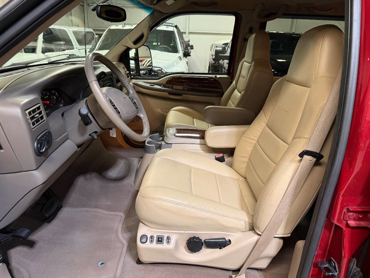 Used 2002 Ford Excursion Limited image 41