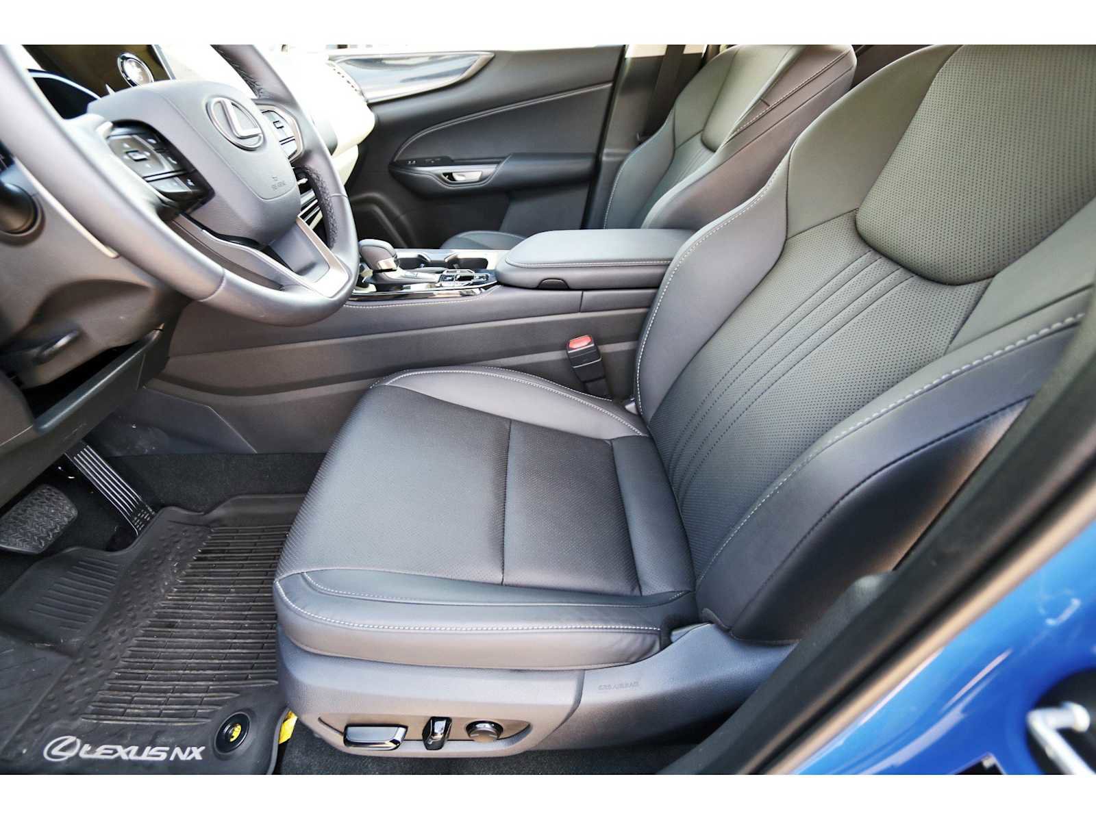 Used 2025 Lexus NX 350 AWD image 11